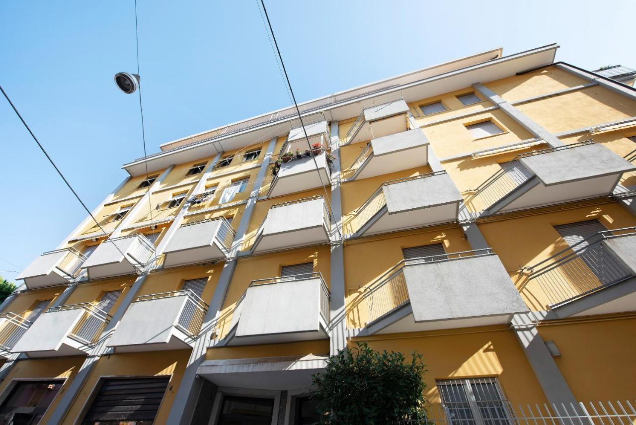 Trilocale Mazzini Con 2 Balconi Apartment Varazze Exterior foto